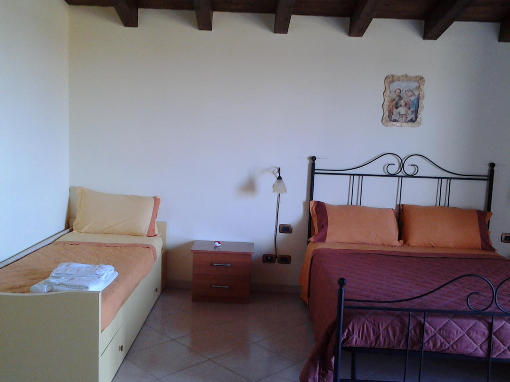 Villa Jolanda & Carmelo Agrigento Ruang foto